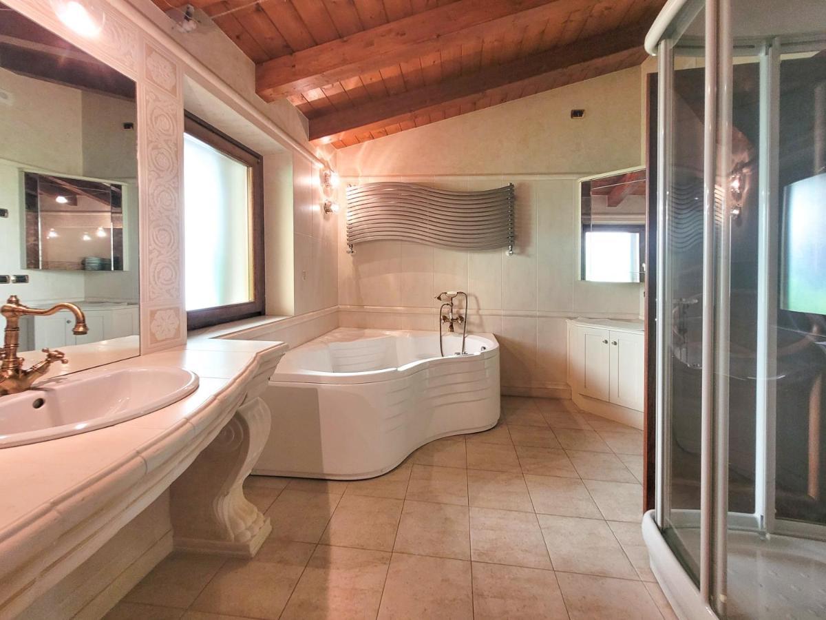 Villa Fior Di Loto Limone sul Garda Exterior foto